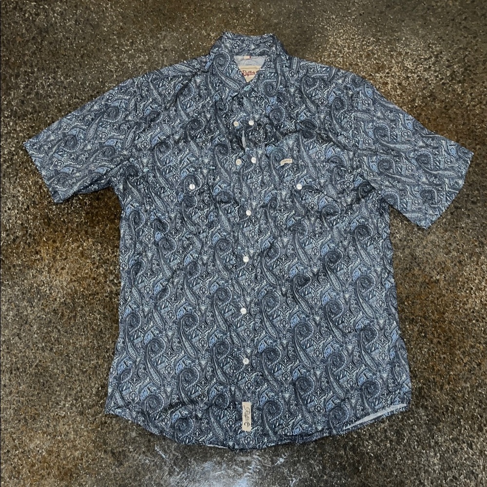 Stylish Blue Paisley Button-Down Shirt
